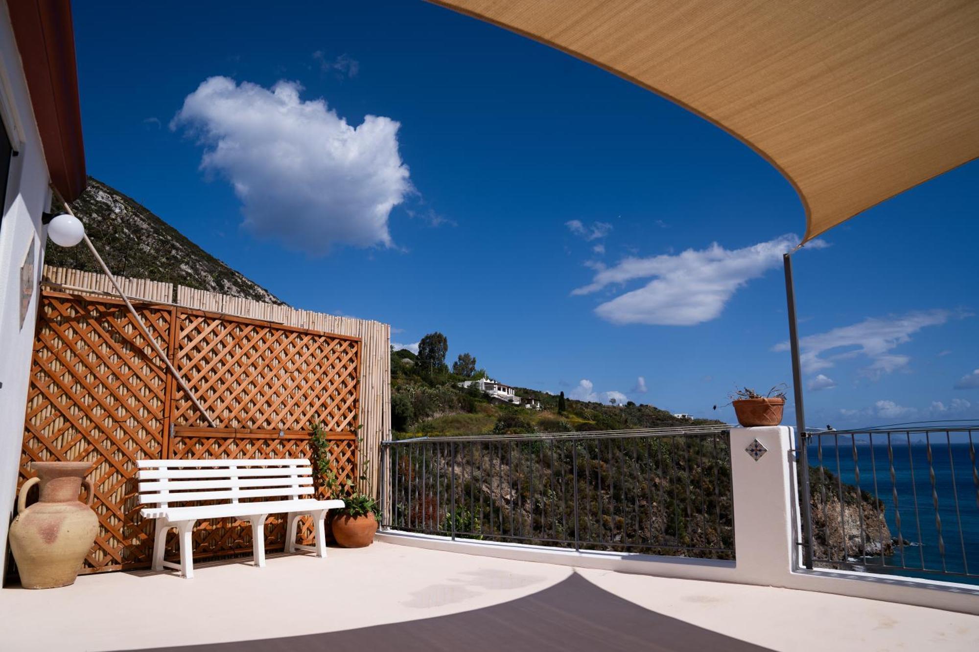 Casa Serena Липари Экстерьер фото